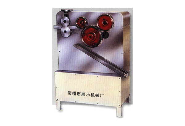 Crisp core sugar forming machine